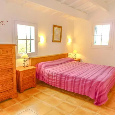Sleeps 10 Pool Wifi * Alaior